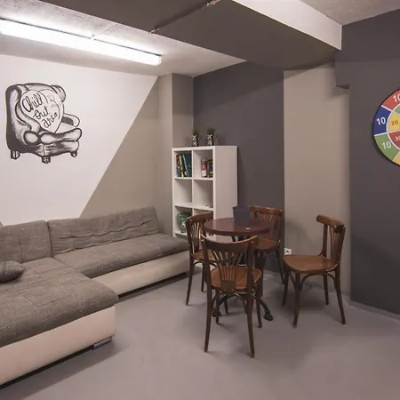 Djh Alte Feuerwache Hostel *